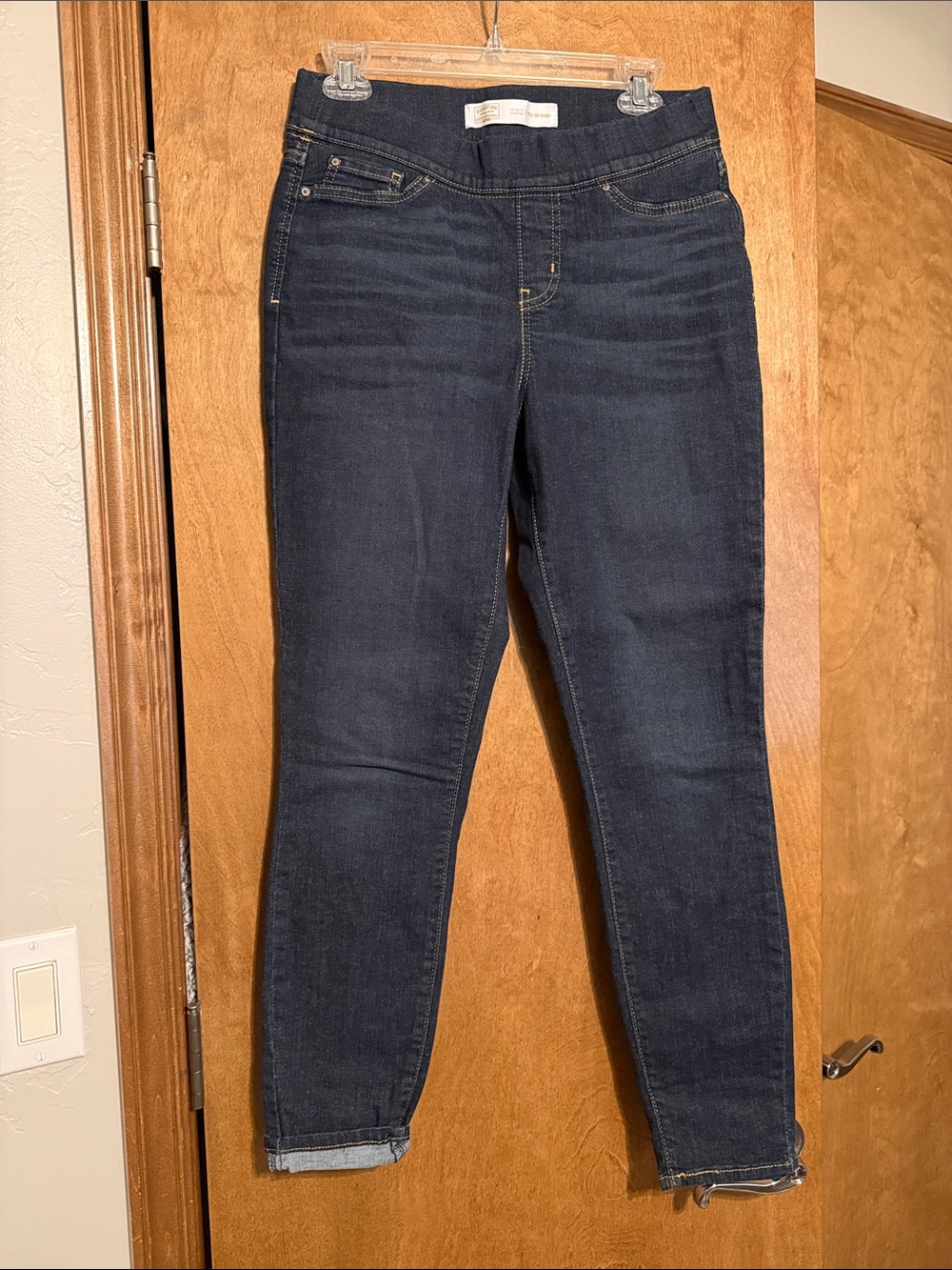 Signature by Levi Strauss Dark Indigo Skinny Jeans